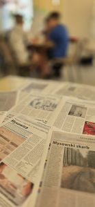 Warsztaty gry wielkoformatowej w Myslowicach. Część warsztatowa sama w sobie jest znaczącym wsparciem procesu archiwizacji.