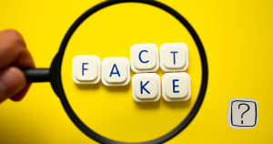 Challenge Box Obywatel i media. Fakty i fake newsy wzięte pod lupę